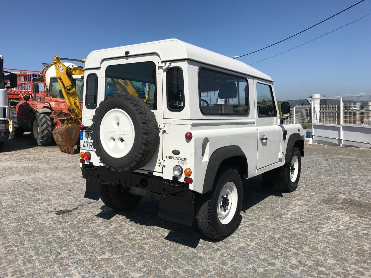 Land Rover Defender TD5 90HT · Ano 2001 — imagen 9