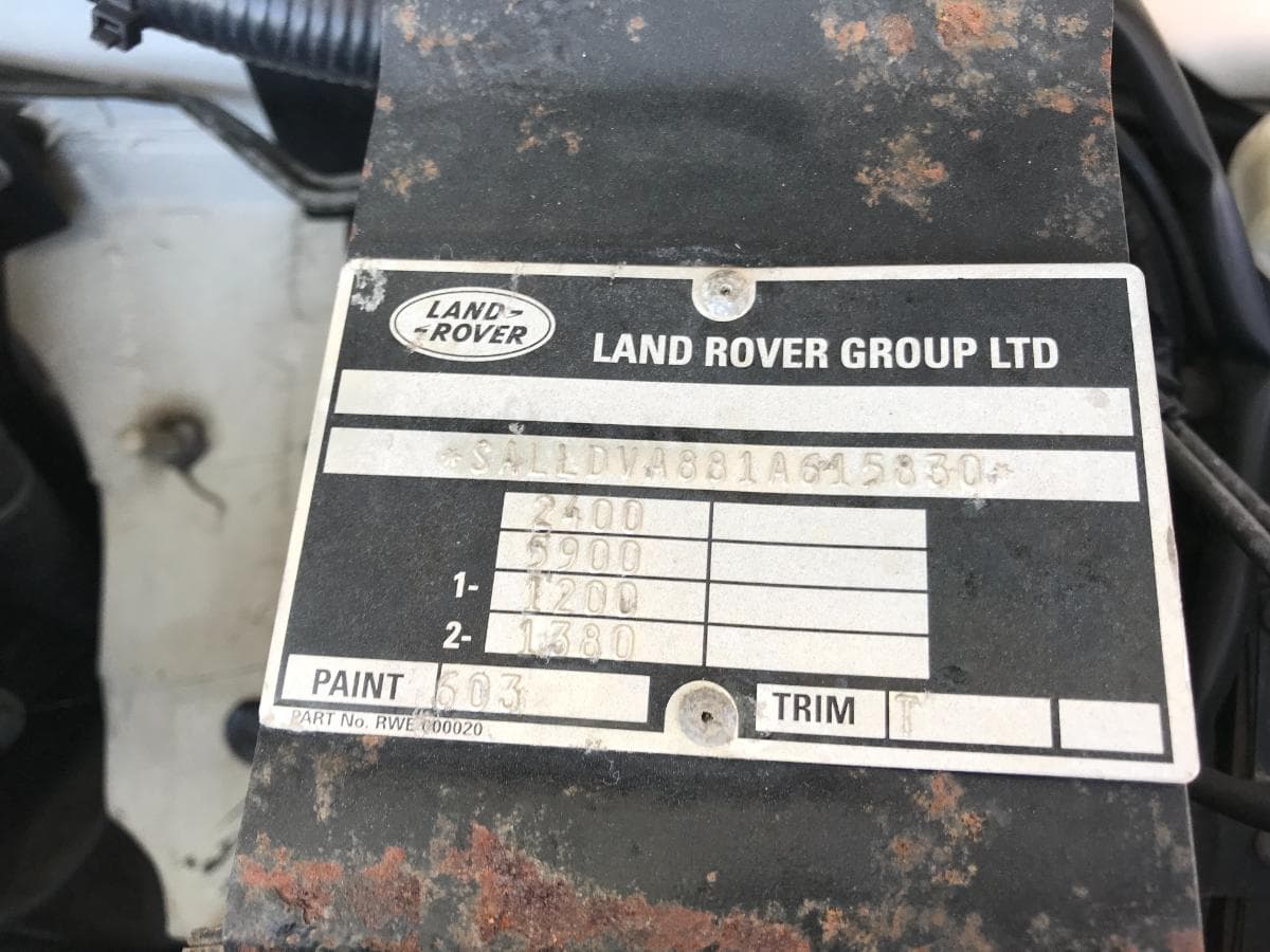 Land Rover Defender TD5 90HT · Ano 2001 — imagen 4
