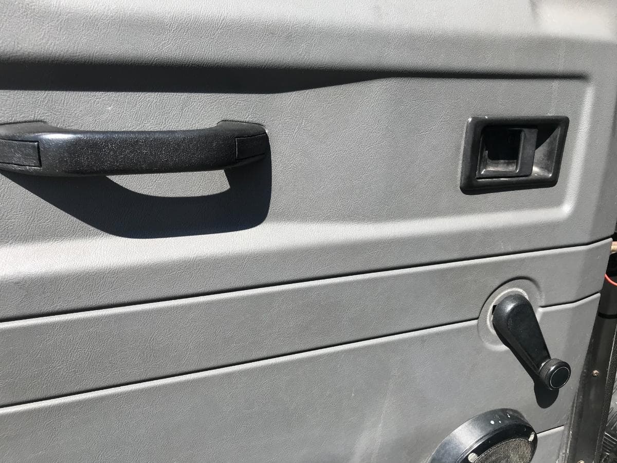 Land Rover Defender TD5 90HT · Ano 2001 — imagen 10