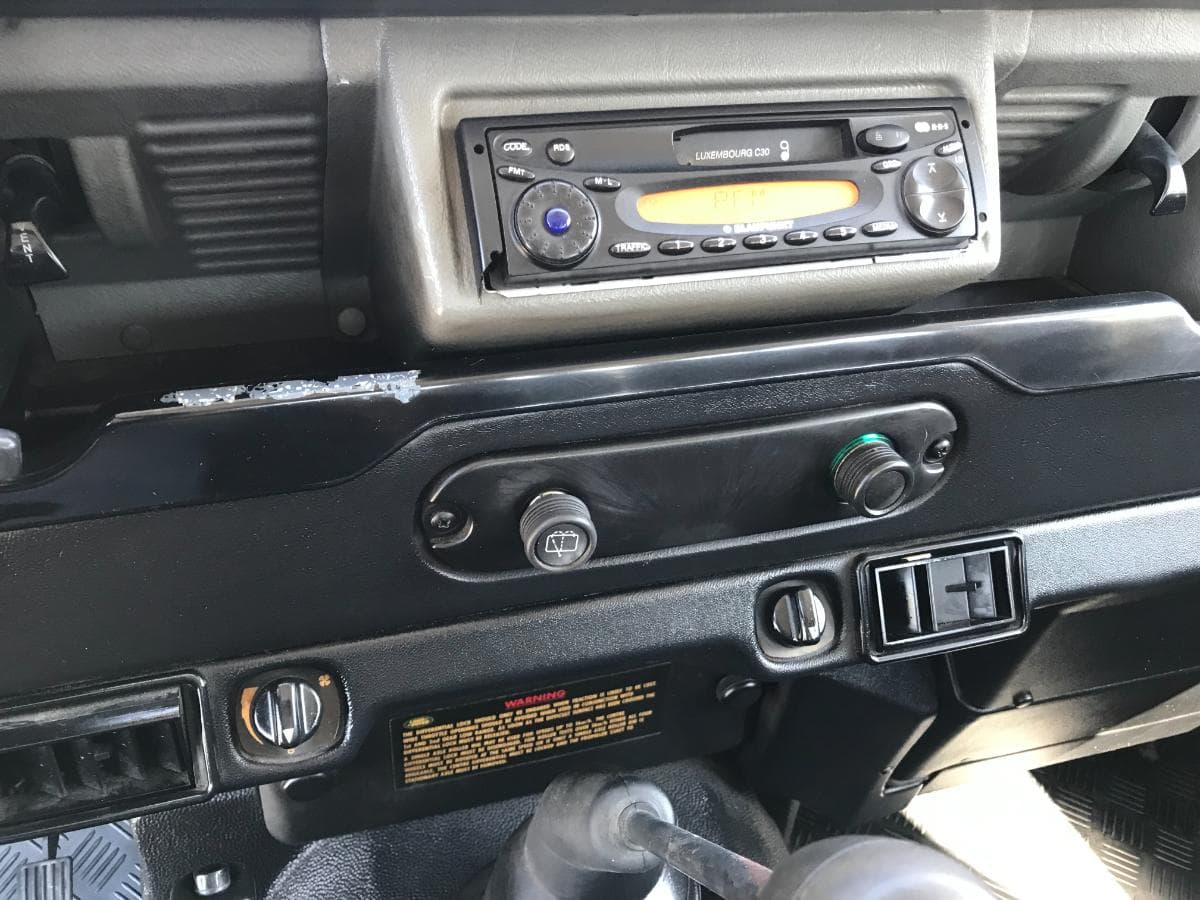 Land Rover Defender TD5 90HT · Ano 2001 — imagen 16