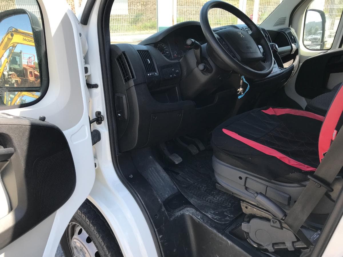 Peugeot Boxer 2.0 Blue HDI · Ano 2019 — imagem 16