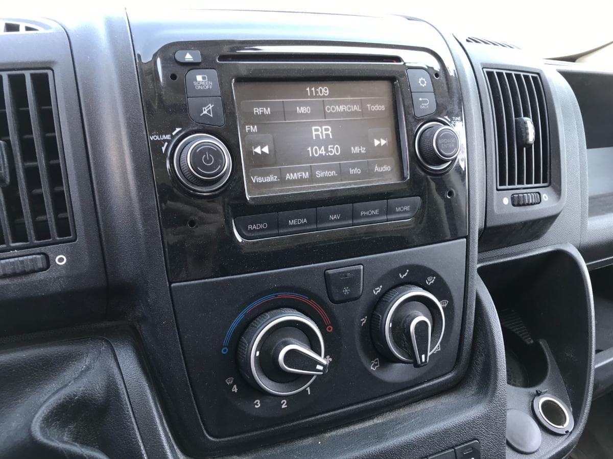 Peugeot Boxer 2.0 Blue HDI · Ano 2019 — imagem 29