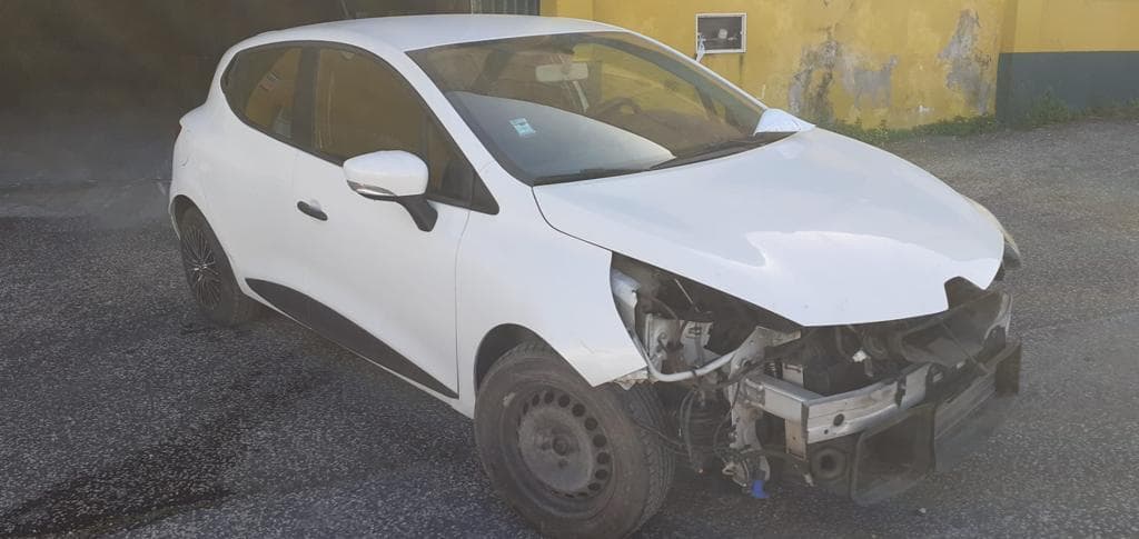 Renault Clio 1.5DCI · Ano 2014 — imagen 1