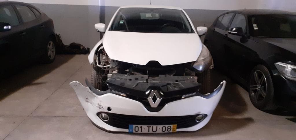 Renault Clio 1.5DCI · Ano 2014 — imagen 3