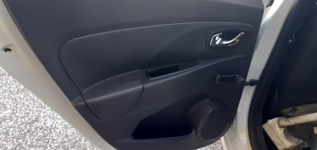Renault Clio 1.5DCI · Ano 2014 — imagen 19