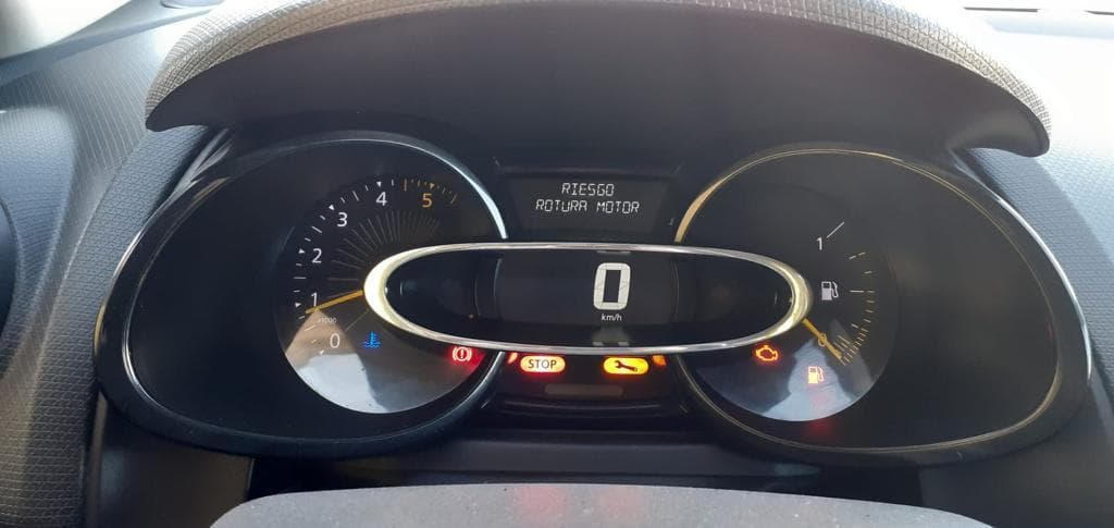 Renault Clio 1.5DCI · Ano 2014 — imagen 20