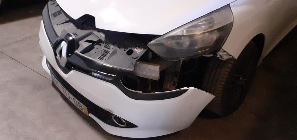 Renault Clio 1.5DCI · Ano 2014 — imagen 11