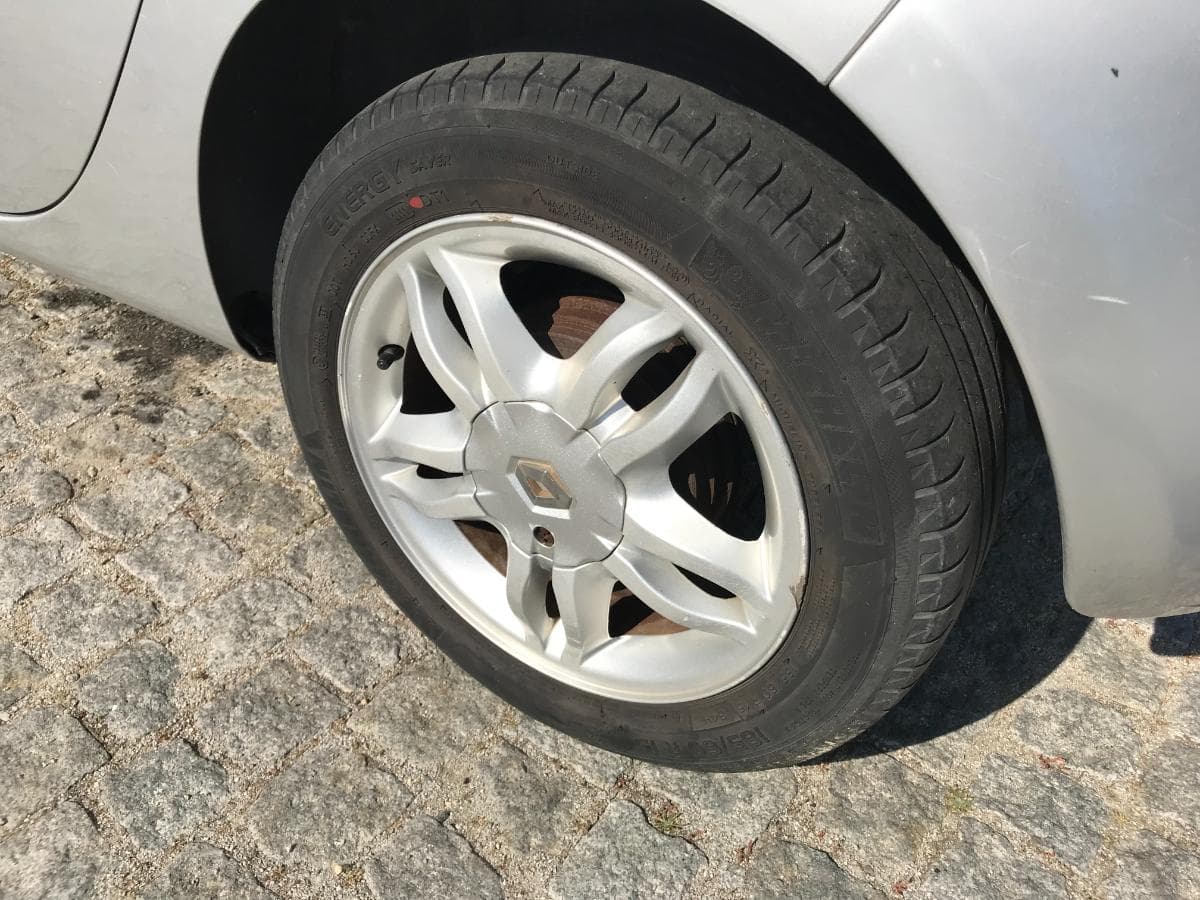 Renault Clio 1.5DCI · Ano 2007 — imagem 17