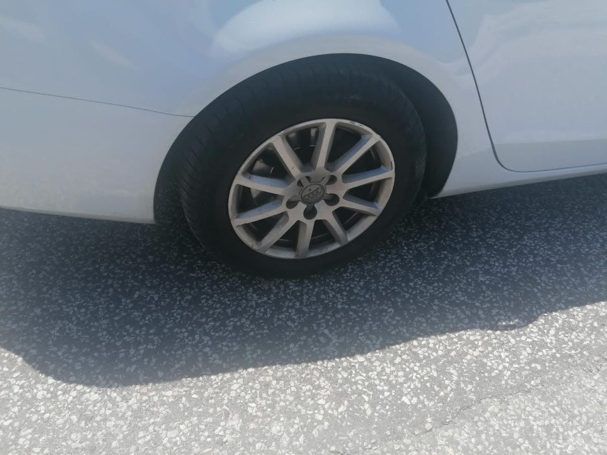 Audi A4 2.0 TDI · Ano 2014 — imagen 18