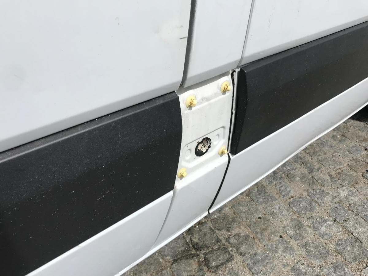 Mercedes-Benz 211 CDI · Ano 2008 — imagem 11