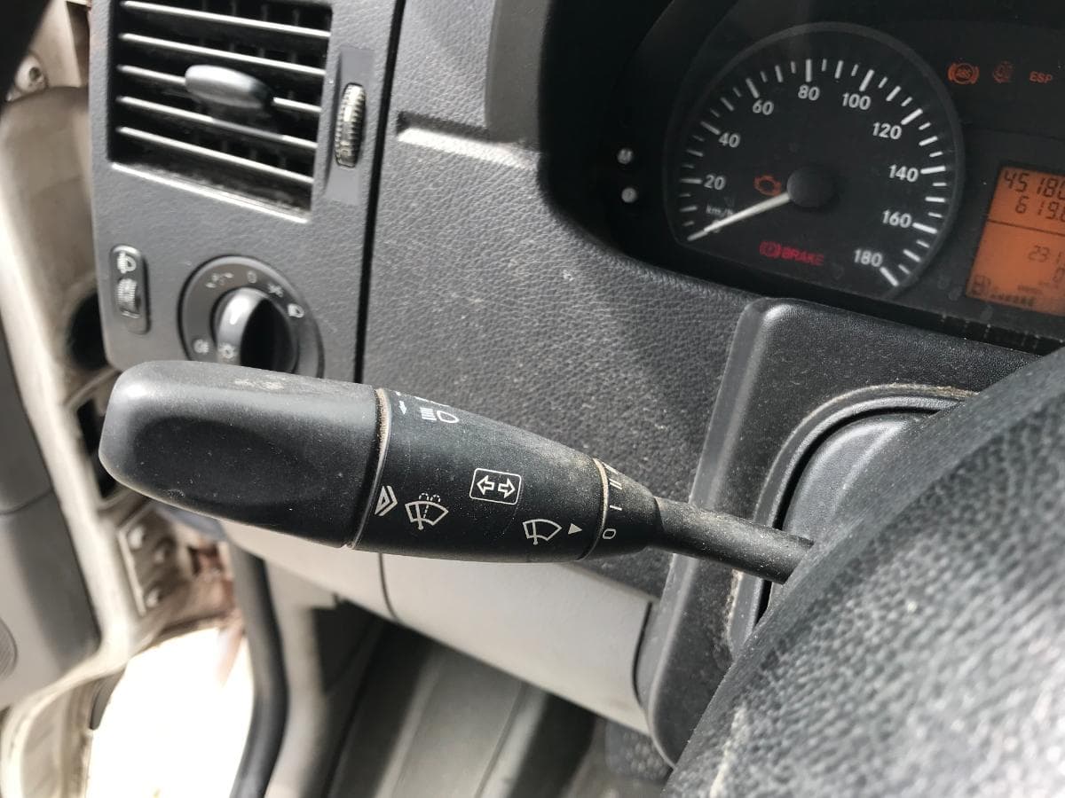Mercedes-Benz 211 CDI · Ano 2008 — imagem 22