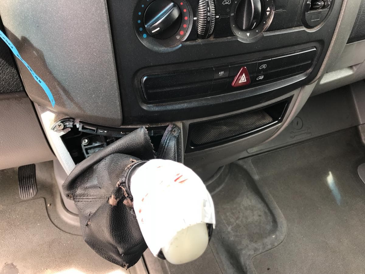Mercedes-Benz 211 CDI · Ano 2008 — imagem 28