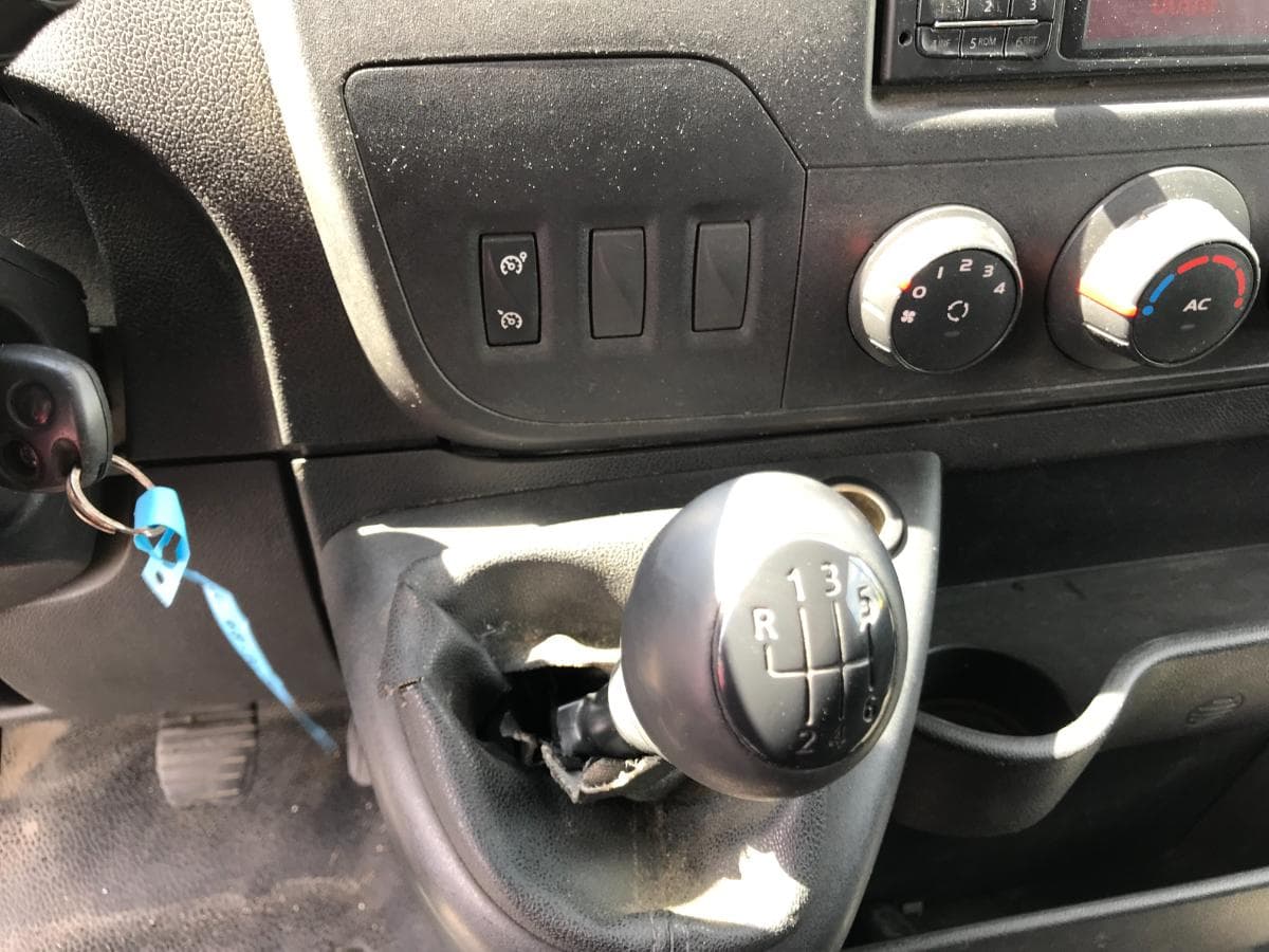 Opel Movano 2.3 CDTI · Ano 2014 — imagem 29