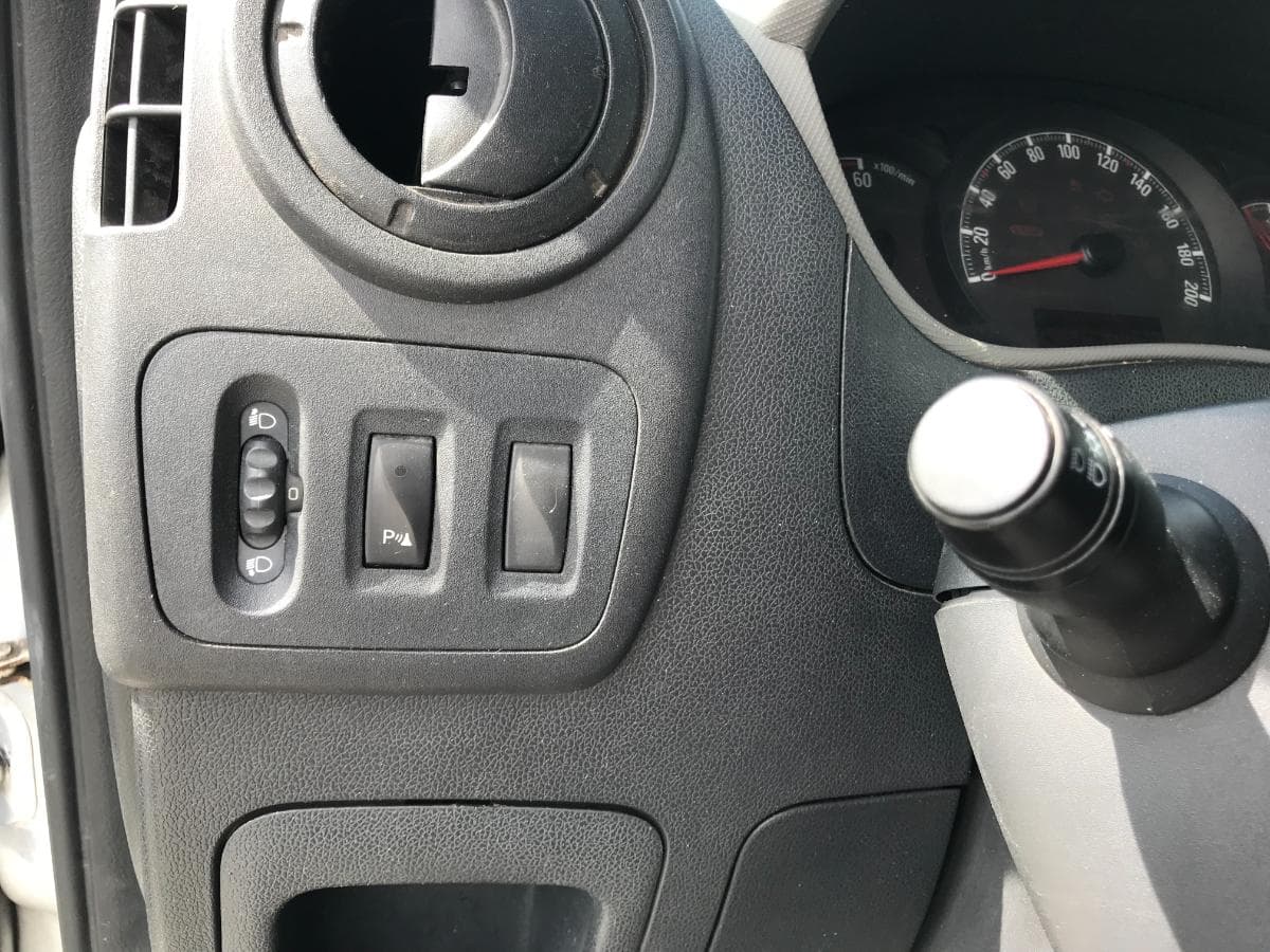 Opel Movano 2.3 CDTI · Ano 2014 — imagem 33