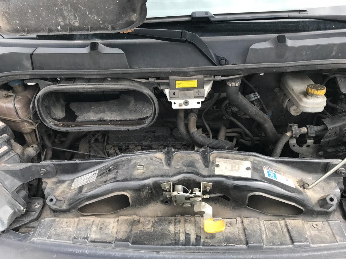 Peugeot Boxer 2.0 Blue HDI · Ano 2017 — imagen 3