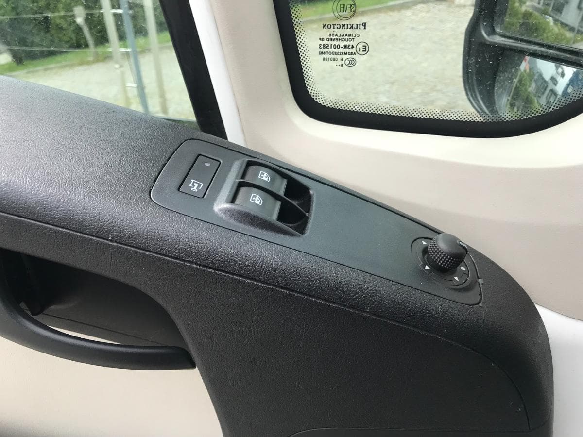 Peugeot Boxer 2.0 Blue HDI · Ano 2017 — imagen 32