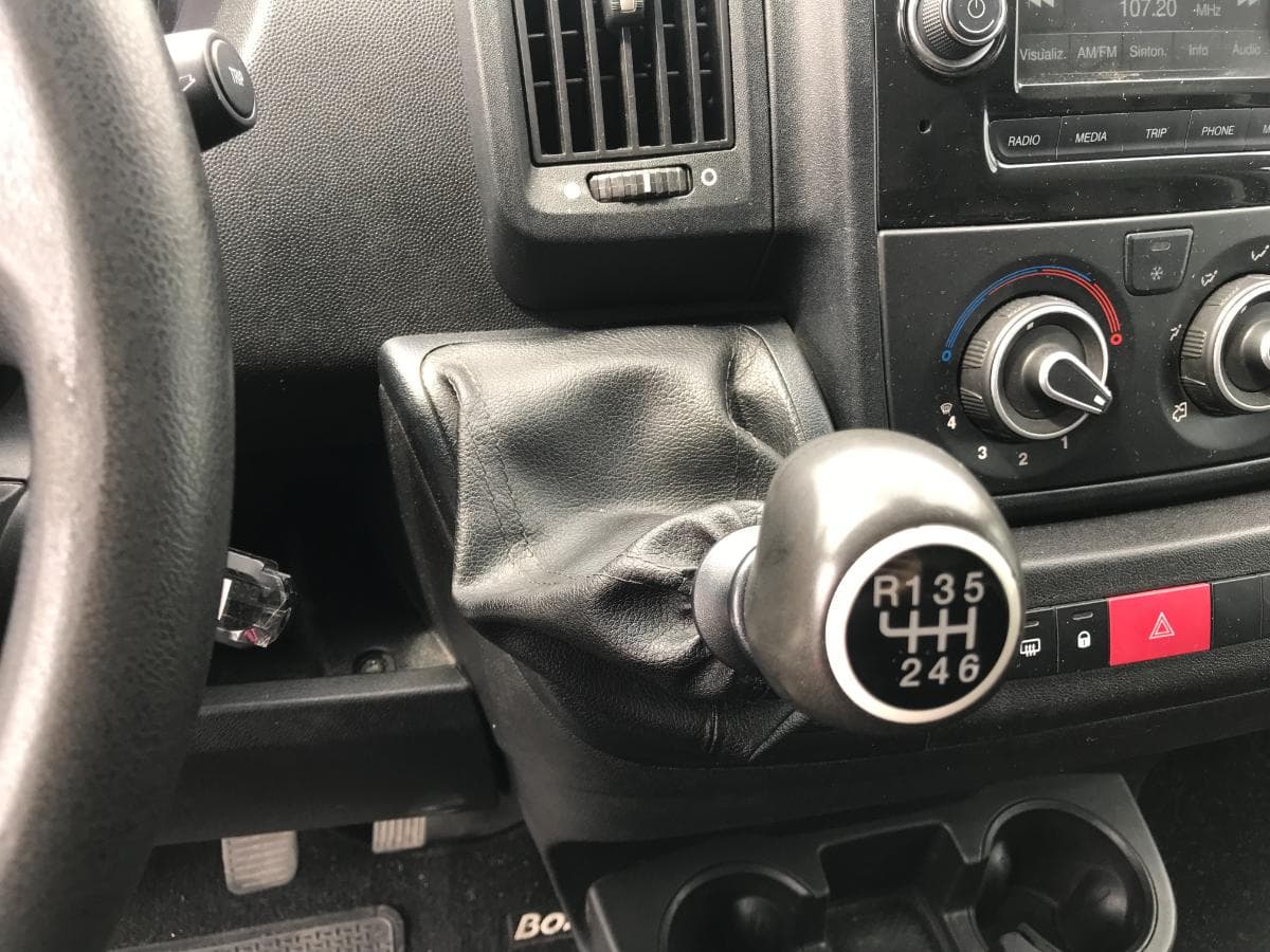 Peugeot Boxer 2.0 Blue HDI · Ano 2017 — imagen 34