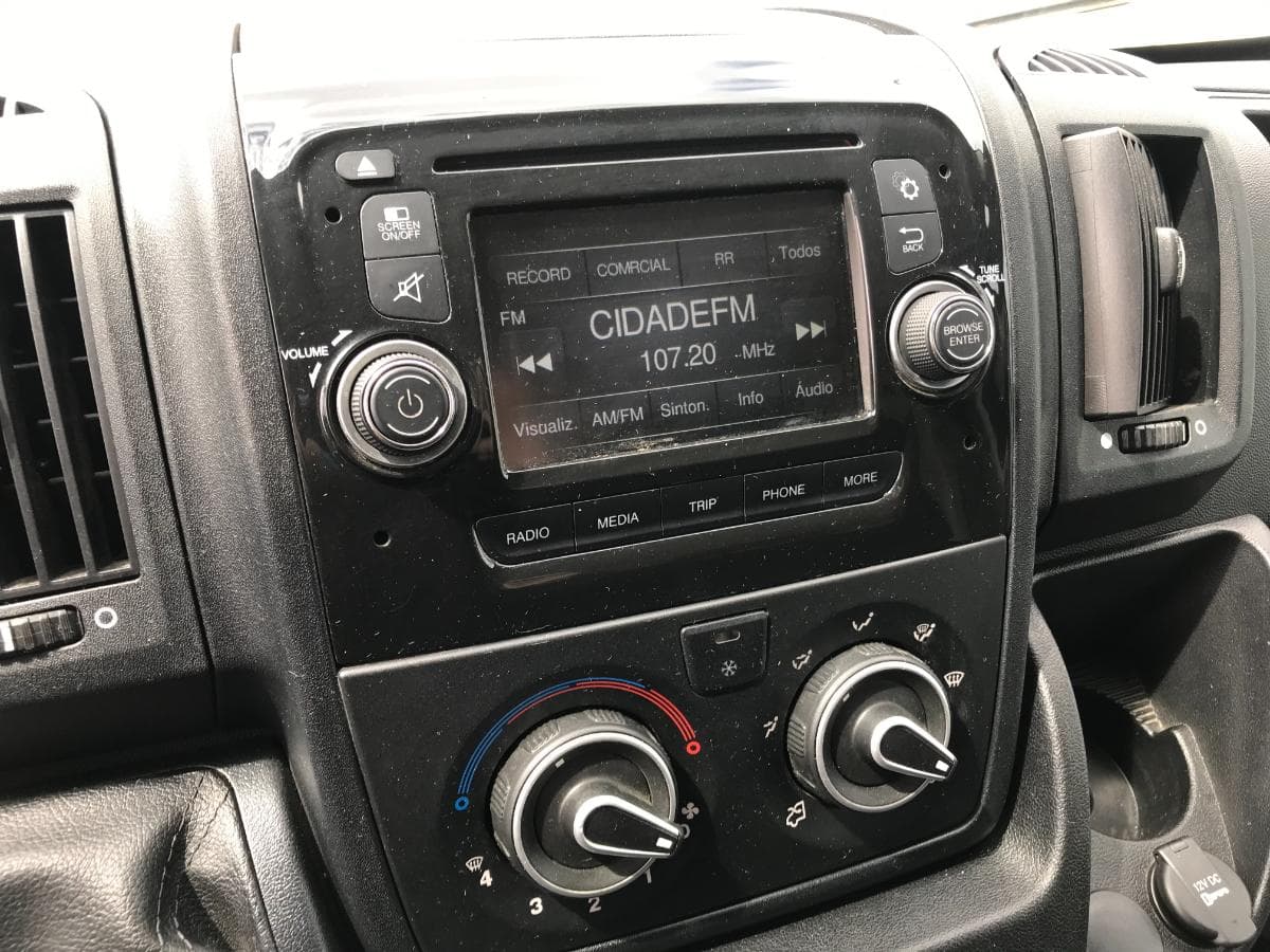 Peugeot Boxer 2.0 Blue HDI · Ano 2017 — imagen 35