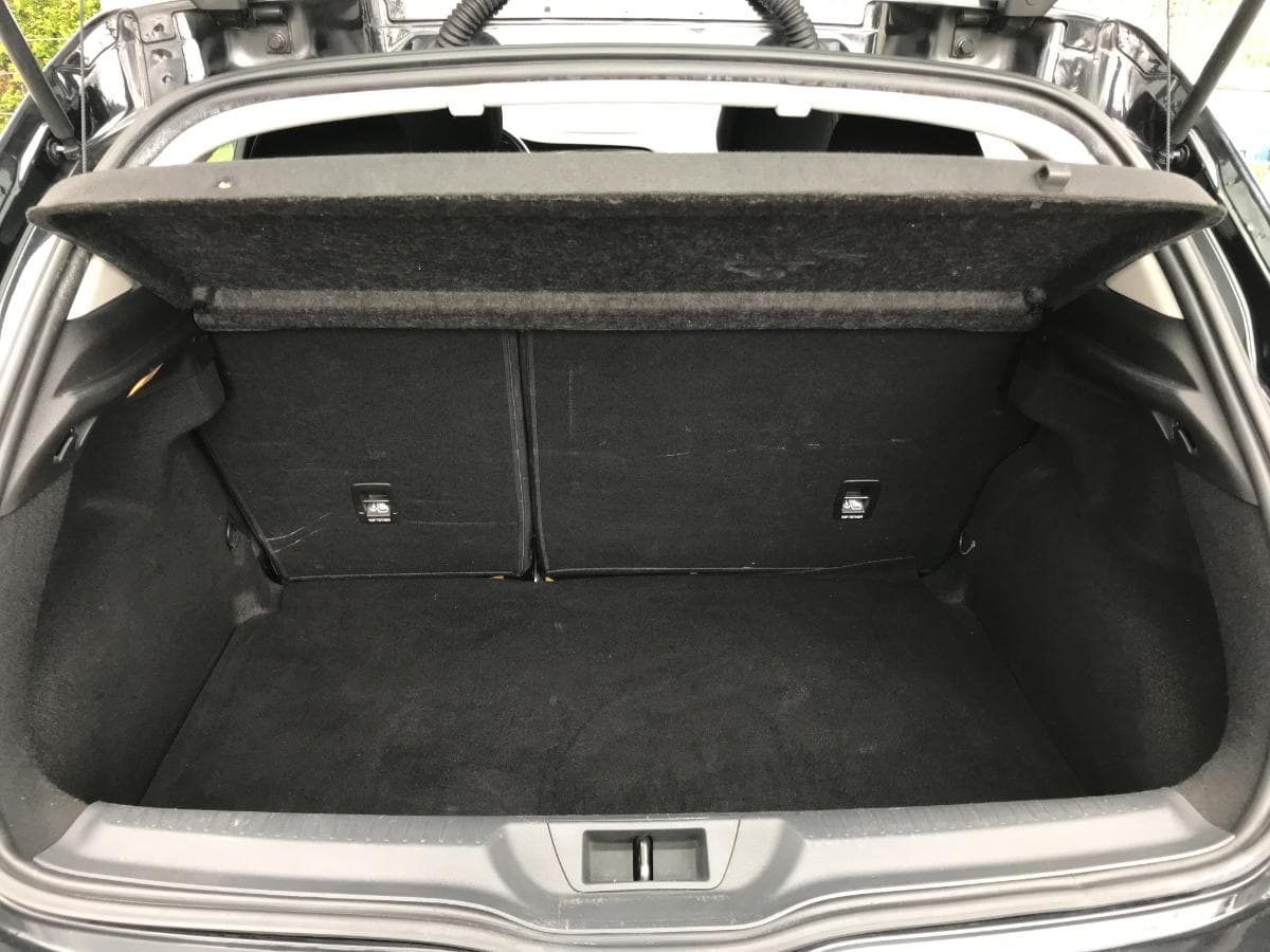 Renault Mégane 1.5 DCI · Ano 2016 — imagen 10
