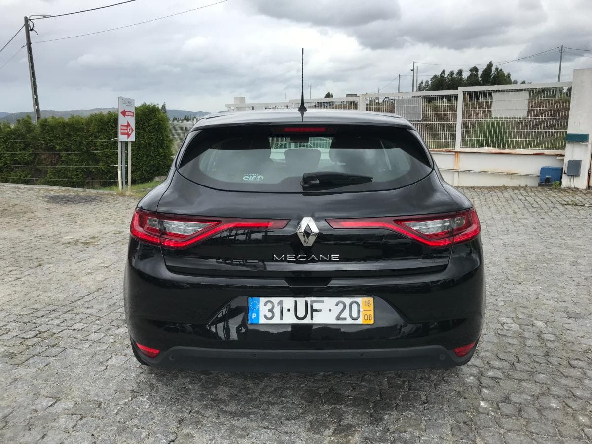Renault Mégane 1.5 DCI · Ano 2016 — imagen 8