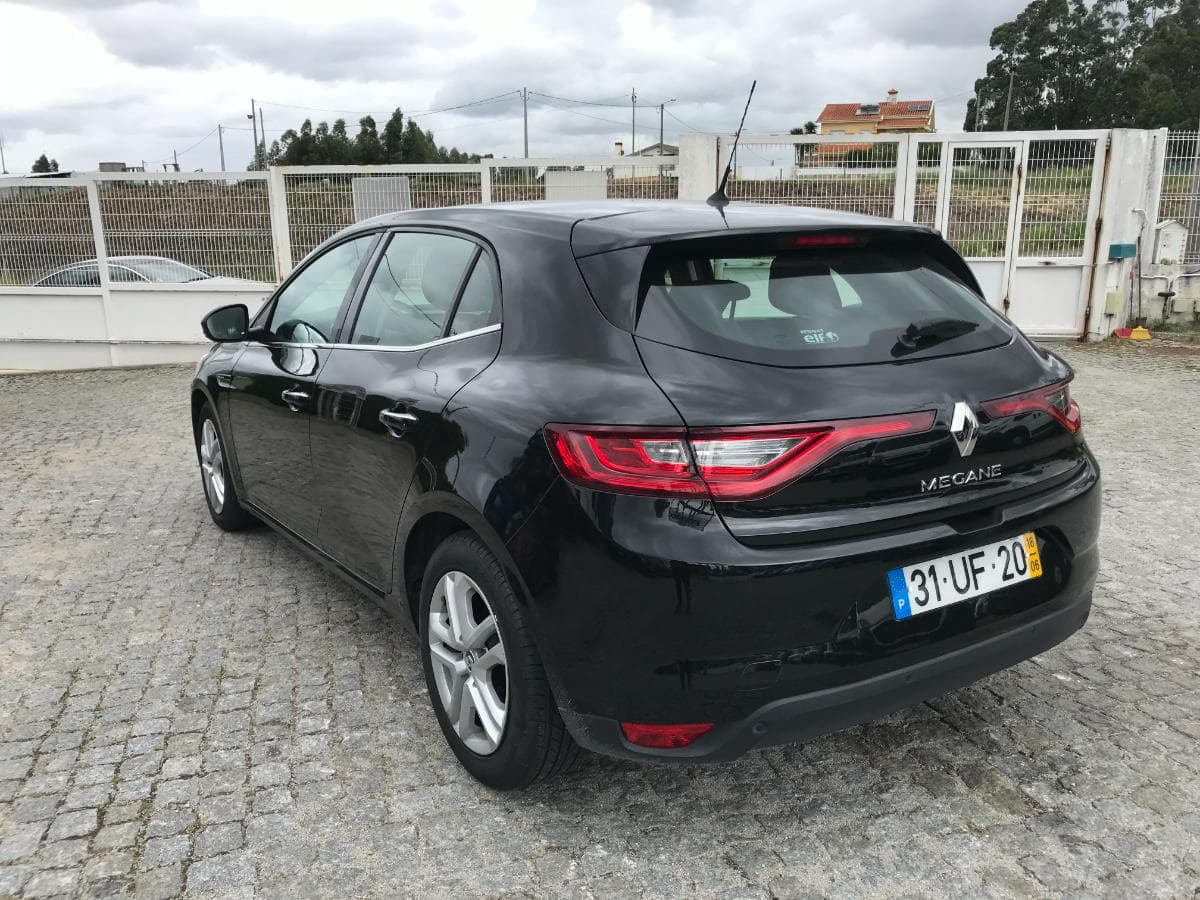 Renault Mégane 1.5 DCI · Ano 2016 — imagen 12