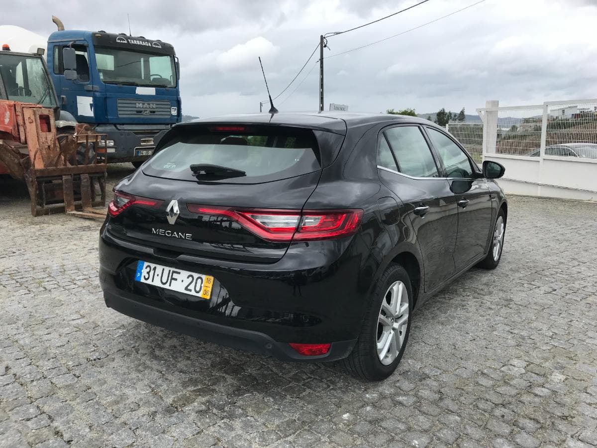 Renault Mégane 1.5 DCI · Ano 2016 — imagen 7