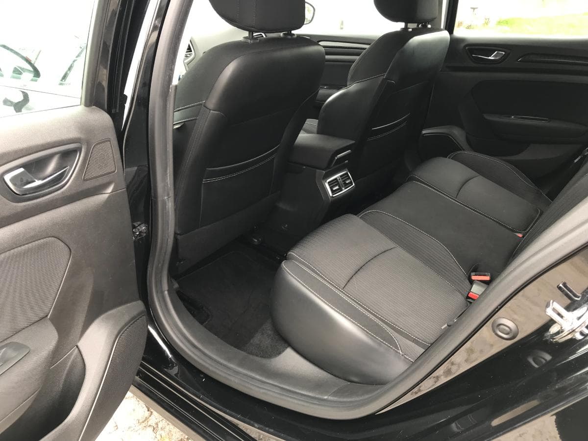 Renault Mégane 1.5 DCI · Ano 2016 — imagen 18