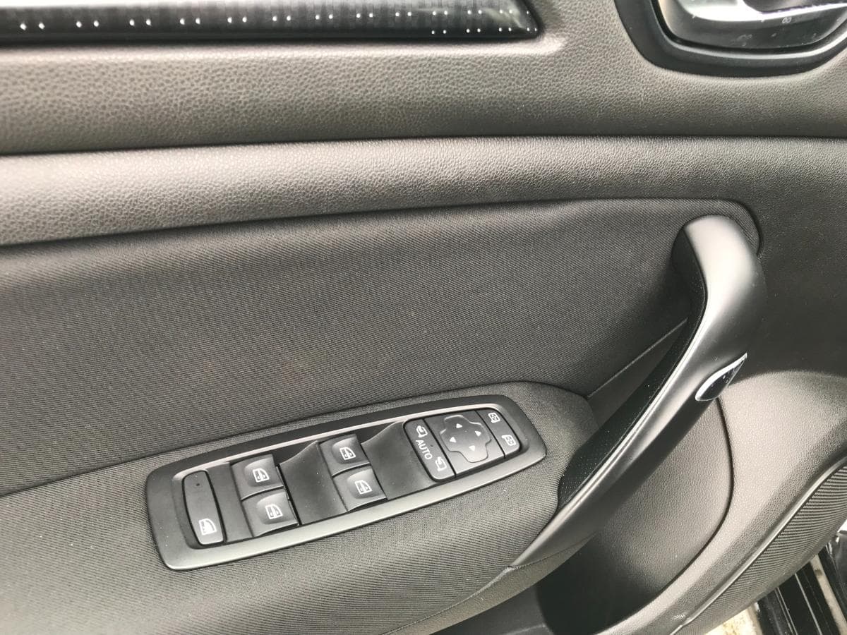 Renault Mégane 1.5 DCI · Ano 2016 — imagen 19