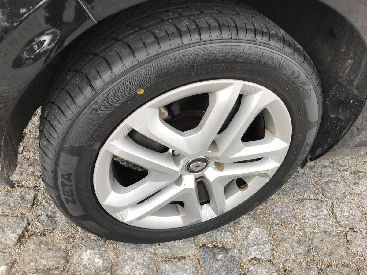 Renault Mégane 1.5 DCI · Ano 2016 — imagen 13