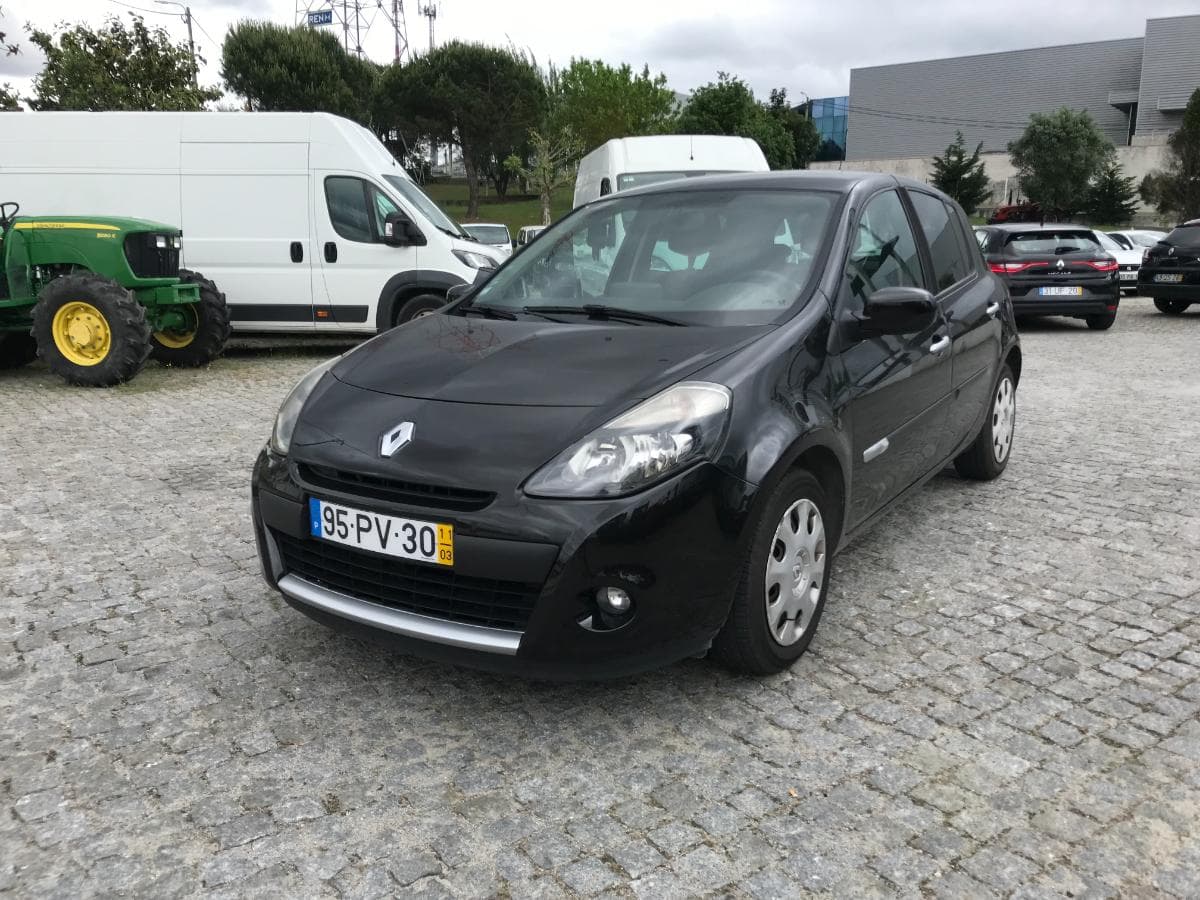 Renault Clio 1.5 DCI · Ano 2011 — imagem 5