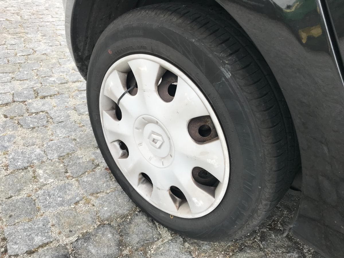 Renault Clio 1.5 DCI · Ano 2011 — imagem 13