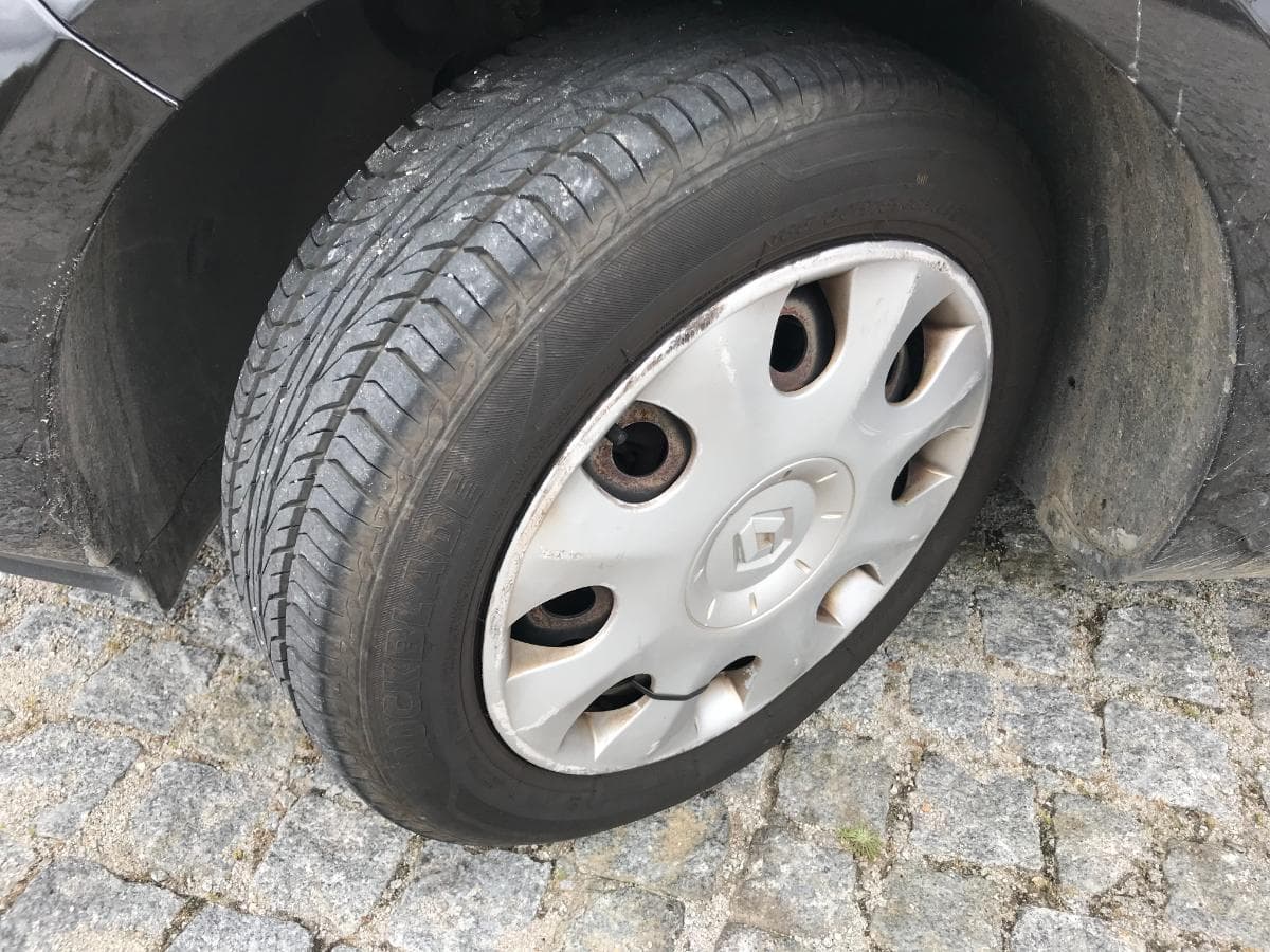 Renault Clio 1.5 DCI · Ano 2011 — imagem 16