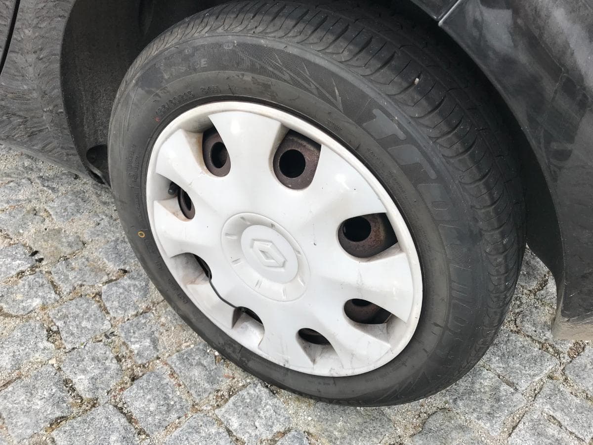 Renault Clio 1.5 DCI · Ano 2011 — imagem 14