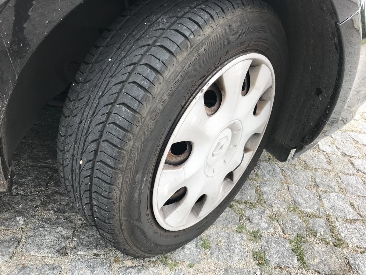 Renault Clio 1.5 DCI · Ano 2011 — imagem 15