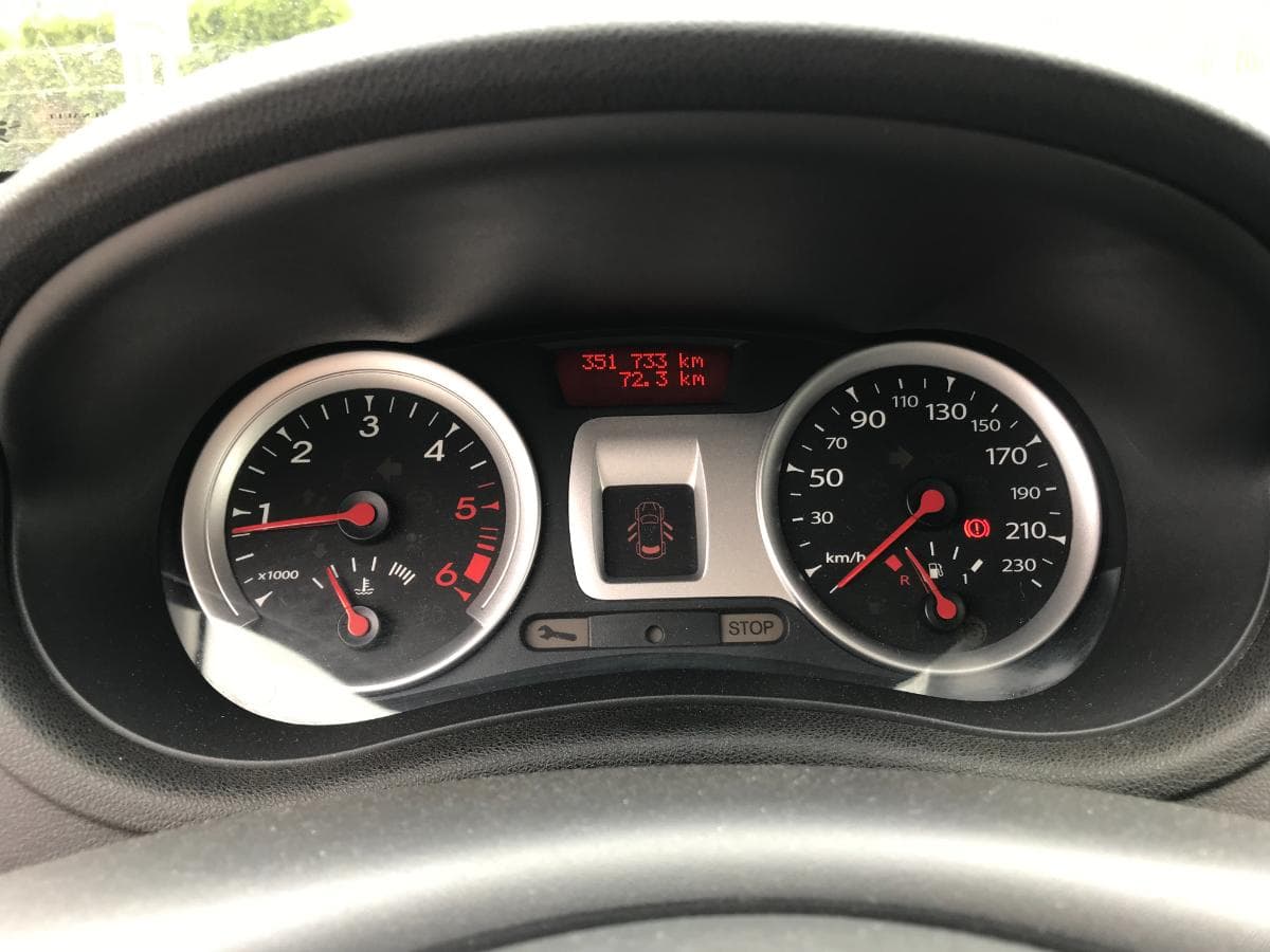 Renault Clio 1.5 DCI · Ano 2011 — imagem 22