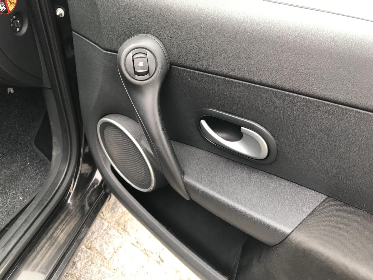 Renault Clio 1.5 DCI · Ano 2011 — imagem 31