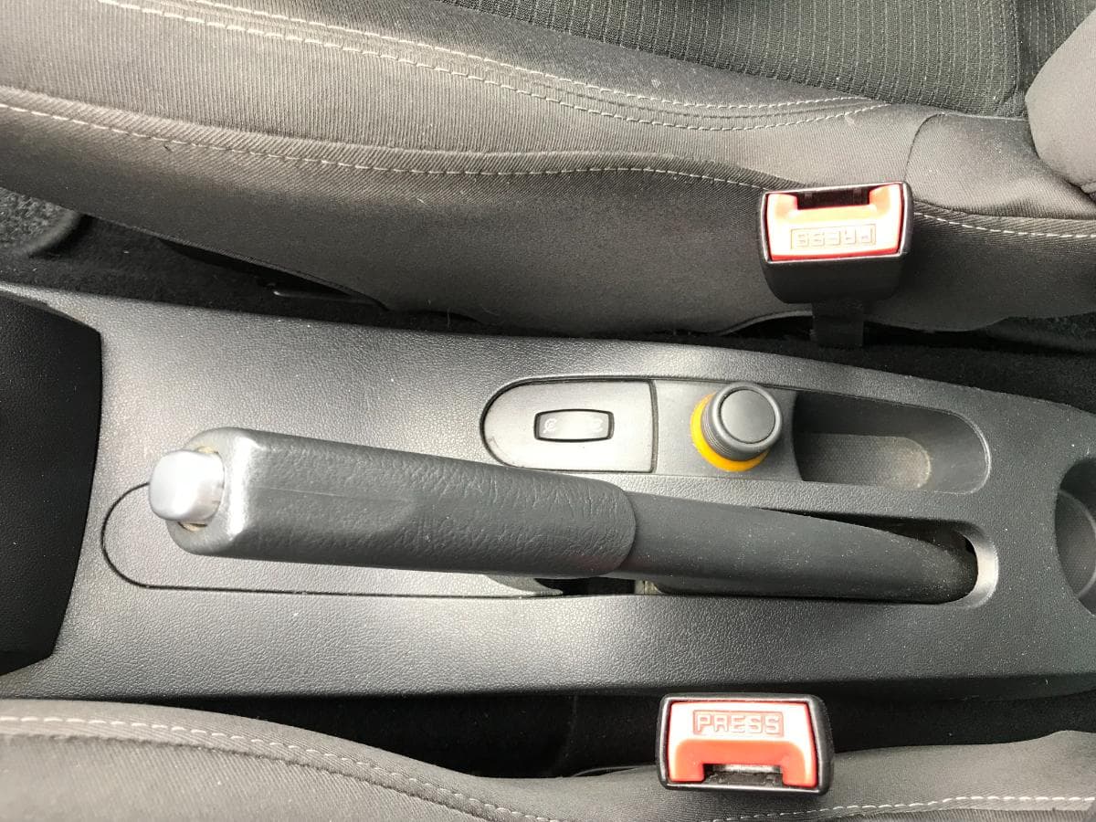 Renault Clio 1.5 DCI · Ano 2011 — imagem 33