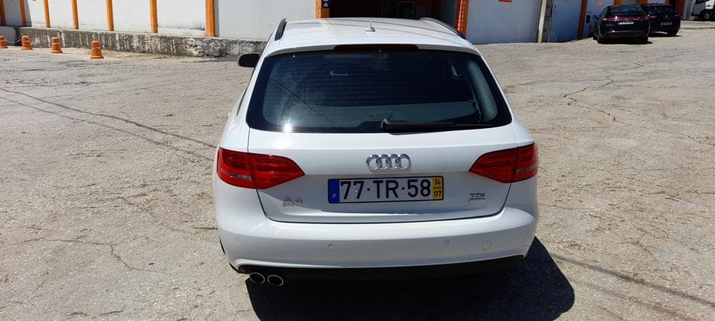 Audi A4 2.0 TDI · Ano 2014 — imagen 8