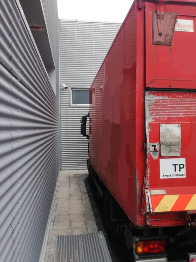 Iveco ML 75SE16 com Plataforma Elevatória · Ano 2008 — imagen 10