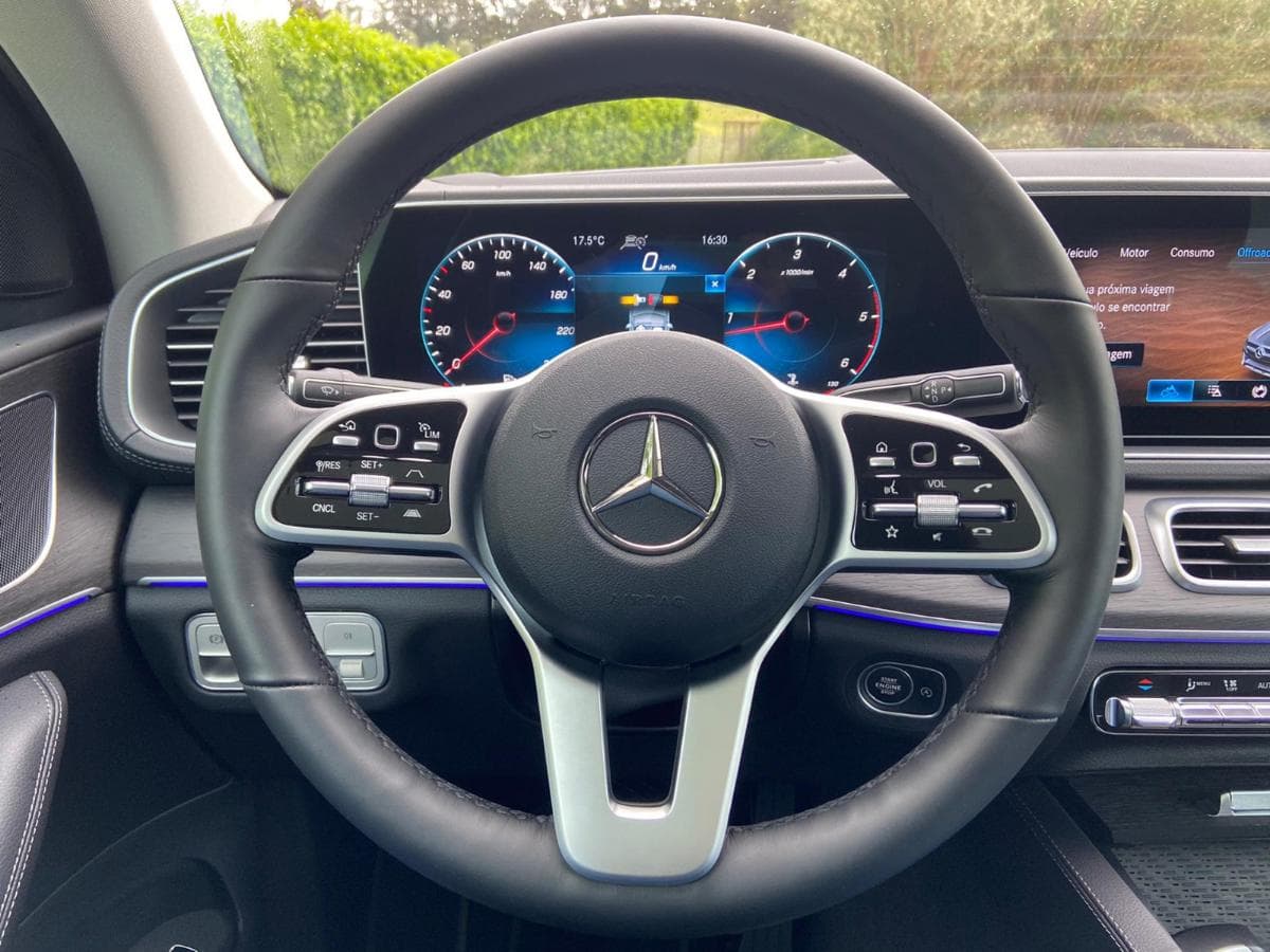 Mercedes-Benz GLE 400 D Coupé · Full Extras — imagem 13