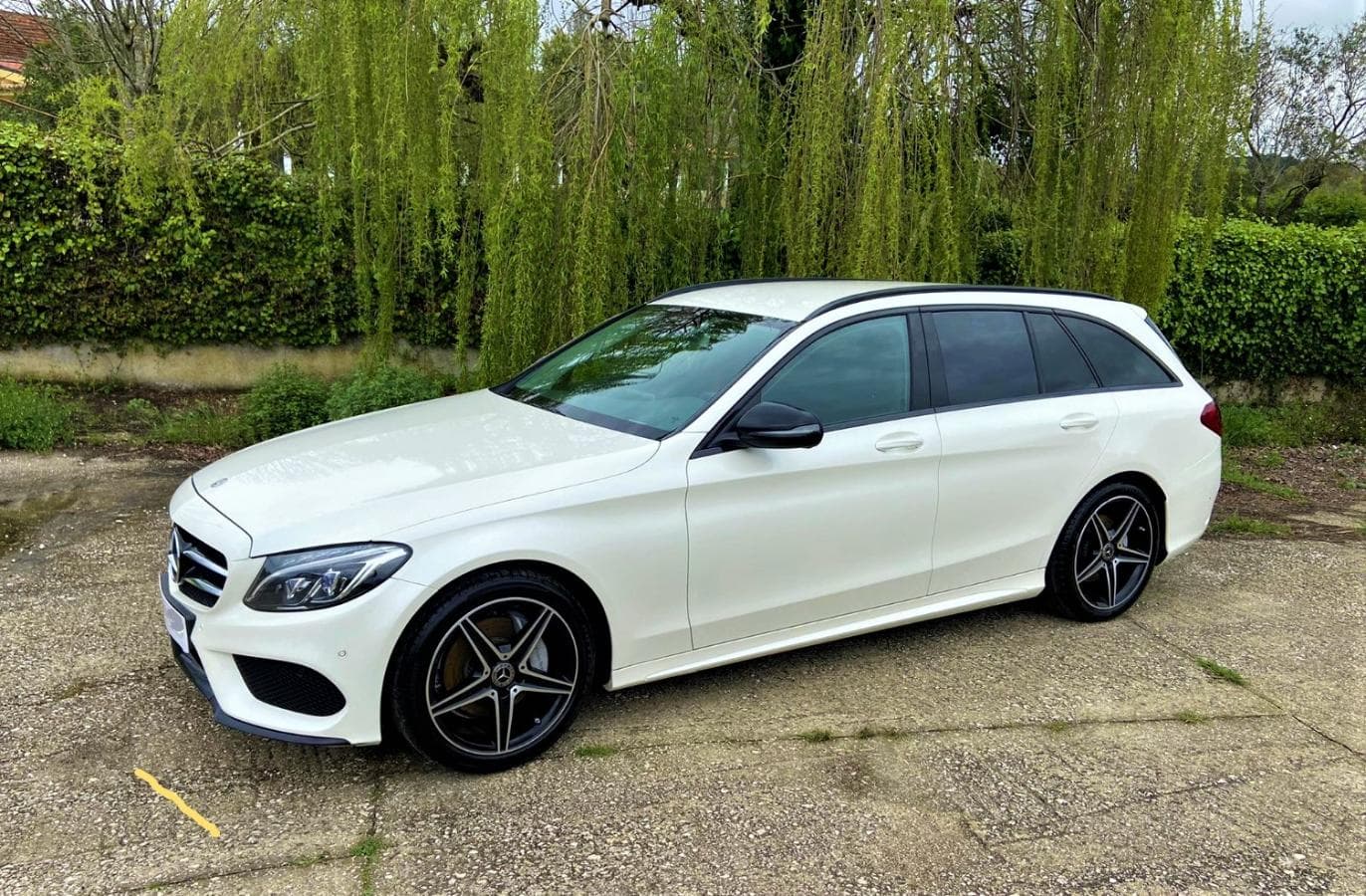 Mercedes-Benz AMG C220 · Full Extras — imagen 1