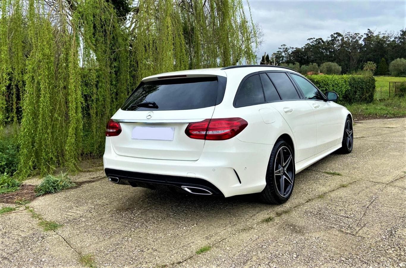 Mercedes-Benz AMG C220 · Full Extras — imagen 3