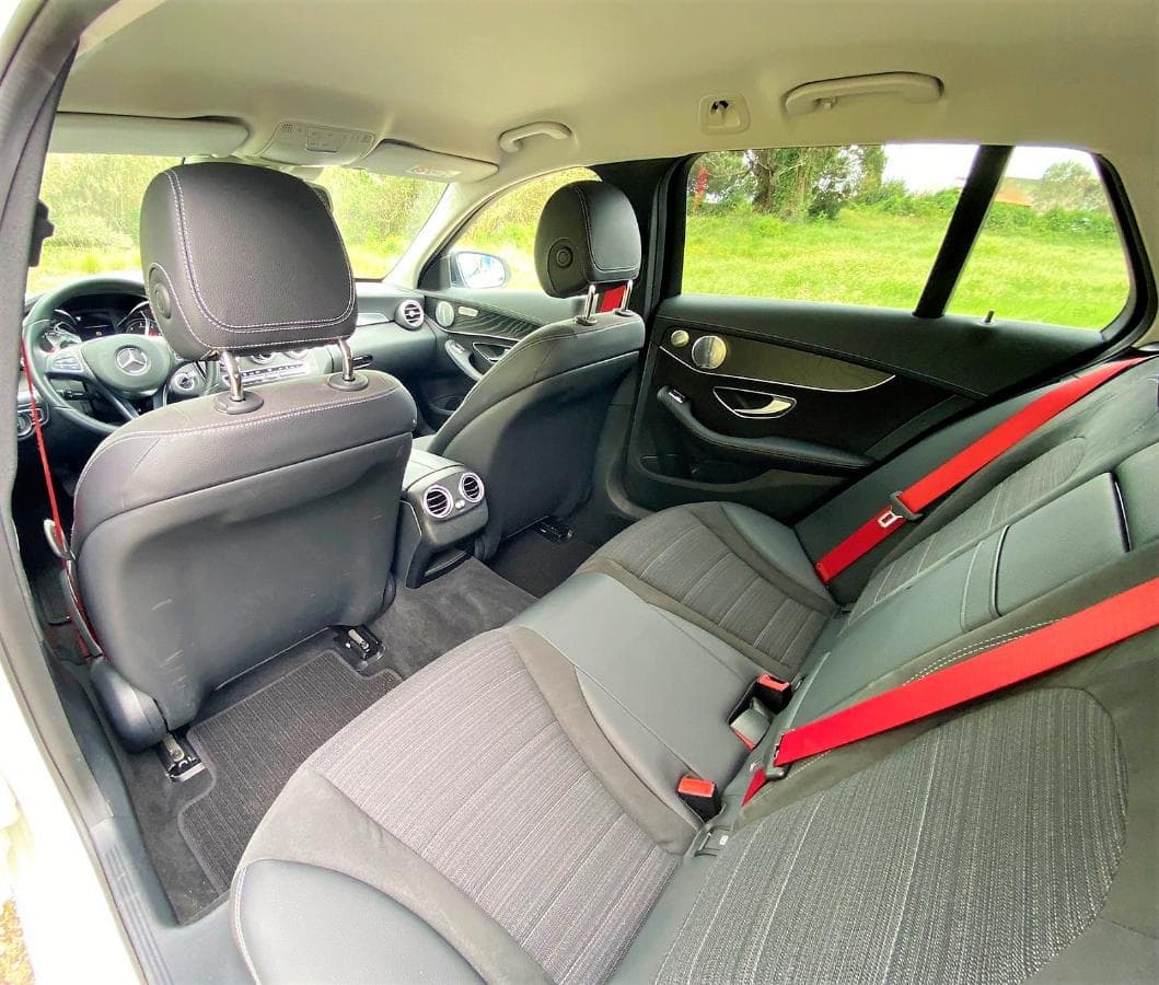 Mercedes-Benz AMG C220 · Full Extras — imagen 10