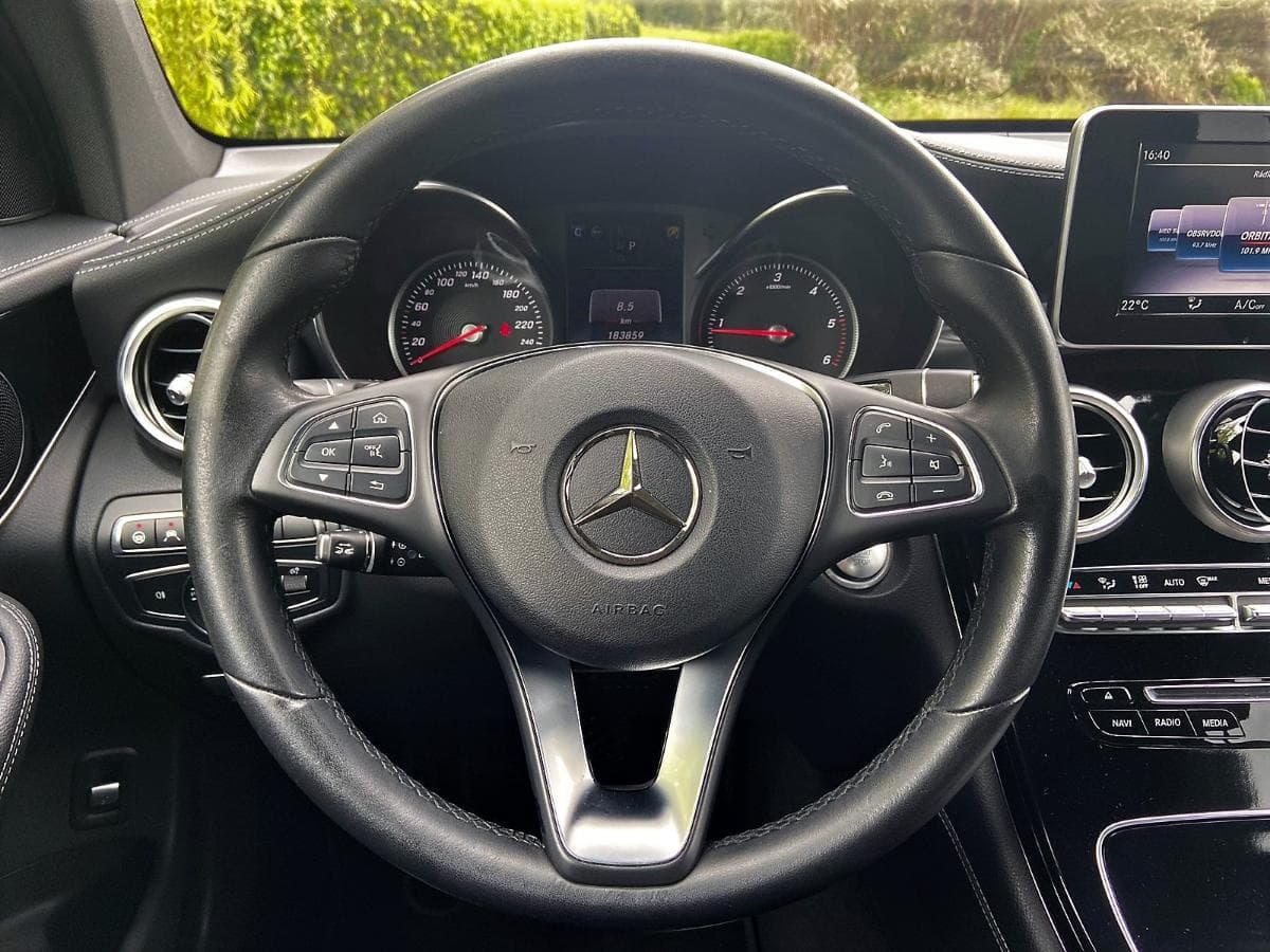 Mercedes-Benz GLC 250 V-4 Matic · Full Extras — imagen 9