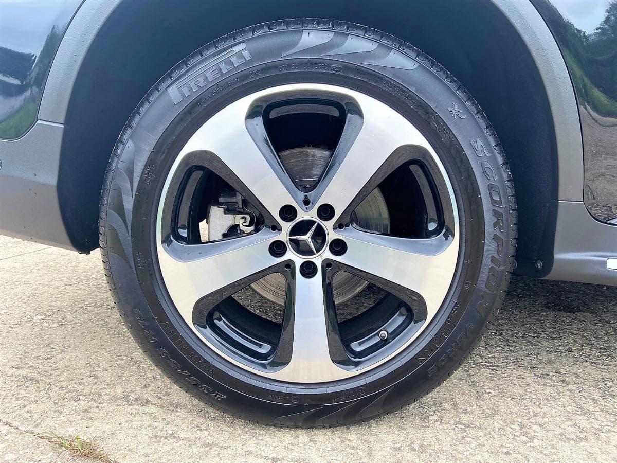 Mercedes-Benz GLC 250 V-4 Matic · Full Extras — imagen 4