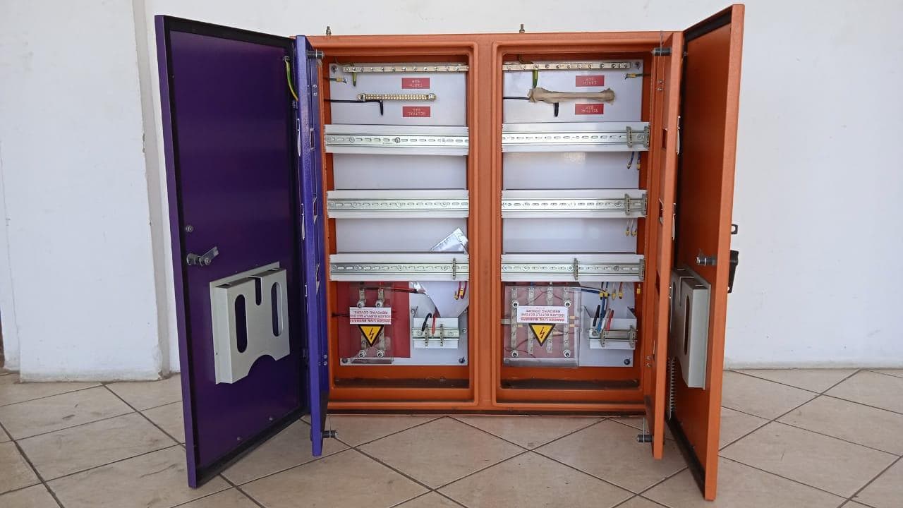 Quadro eléctrico · — imagem 2
