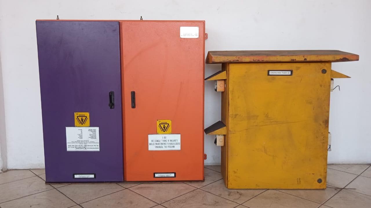 Quadro eléctrico ·