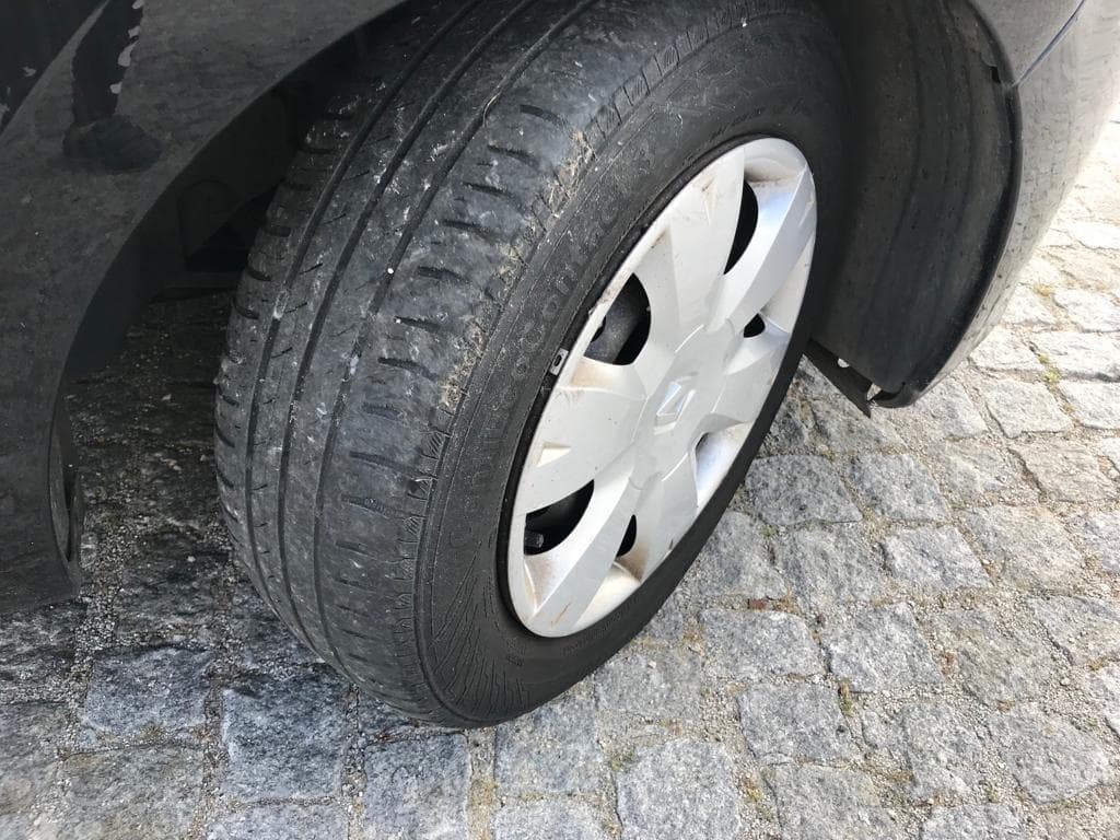 Renault Clio 1.5DCI · Ano 2013 — imagem 12