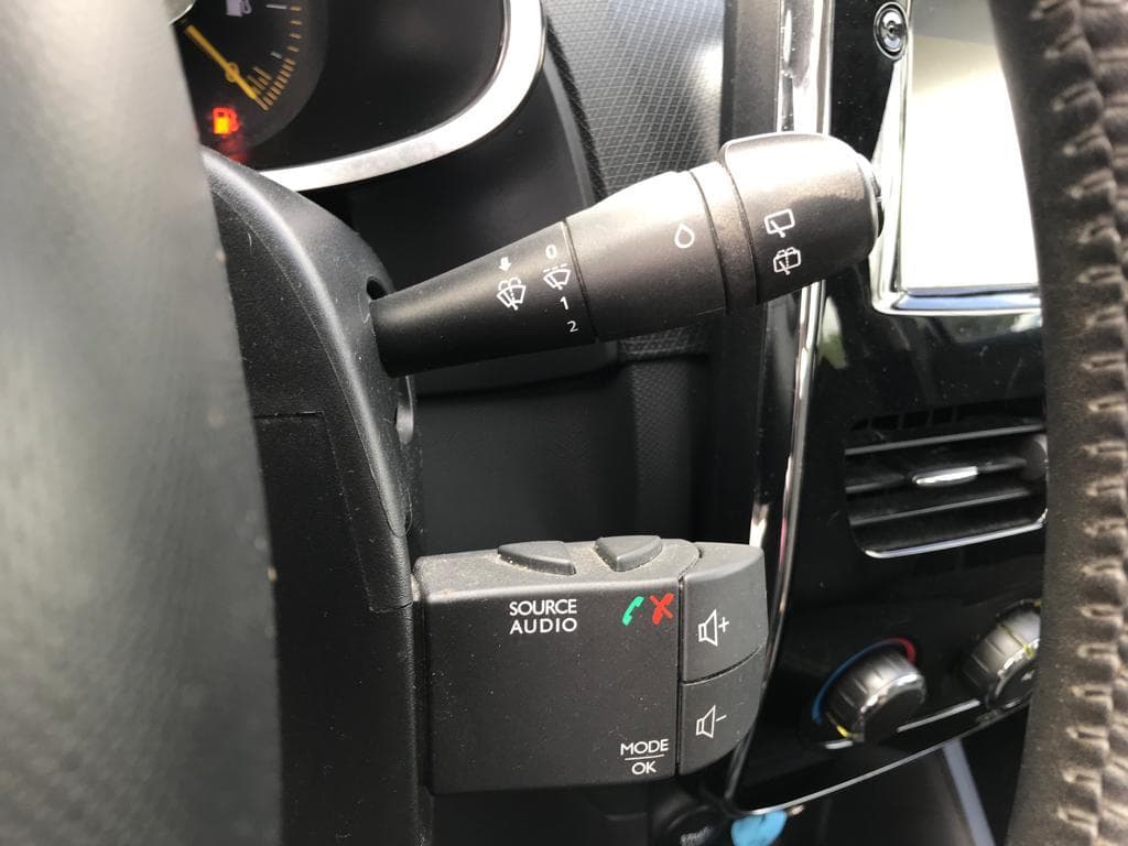 Renault Clio 1.5DCI · Ano 2013 — imagem 21