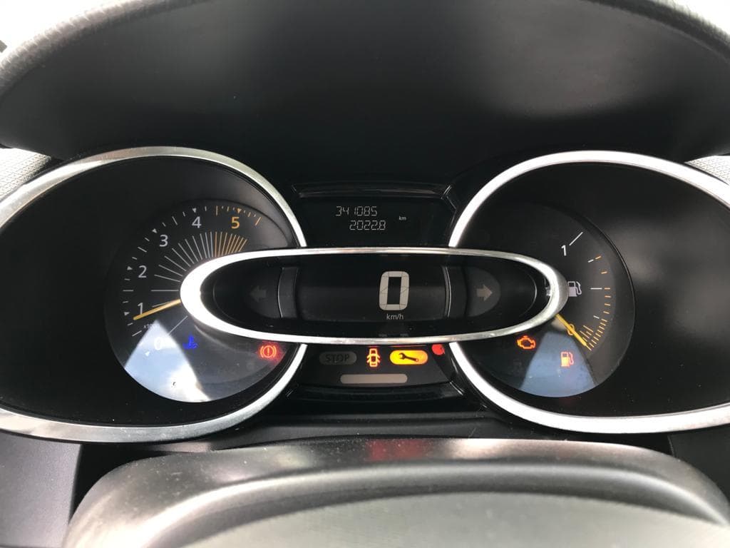 Renault Clio 1.5DCI · Ano 2013 — imagem 24